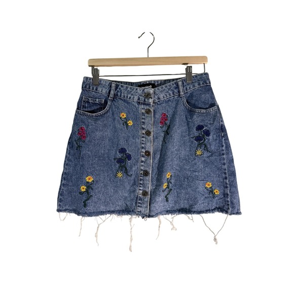 Desigual Dresses & Skirts - Desigual Floral Embroidered Denim Mini Skirt Button Front Raw Hem Blue Size 40